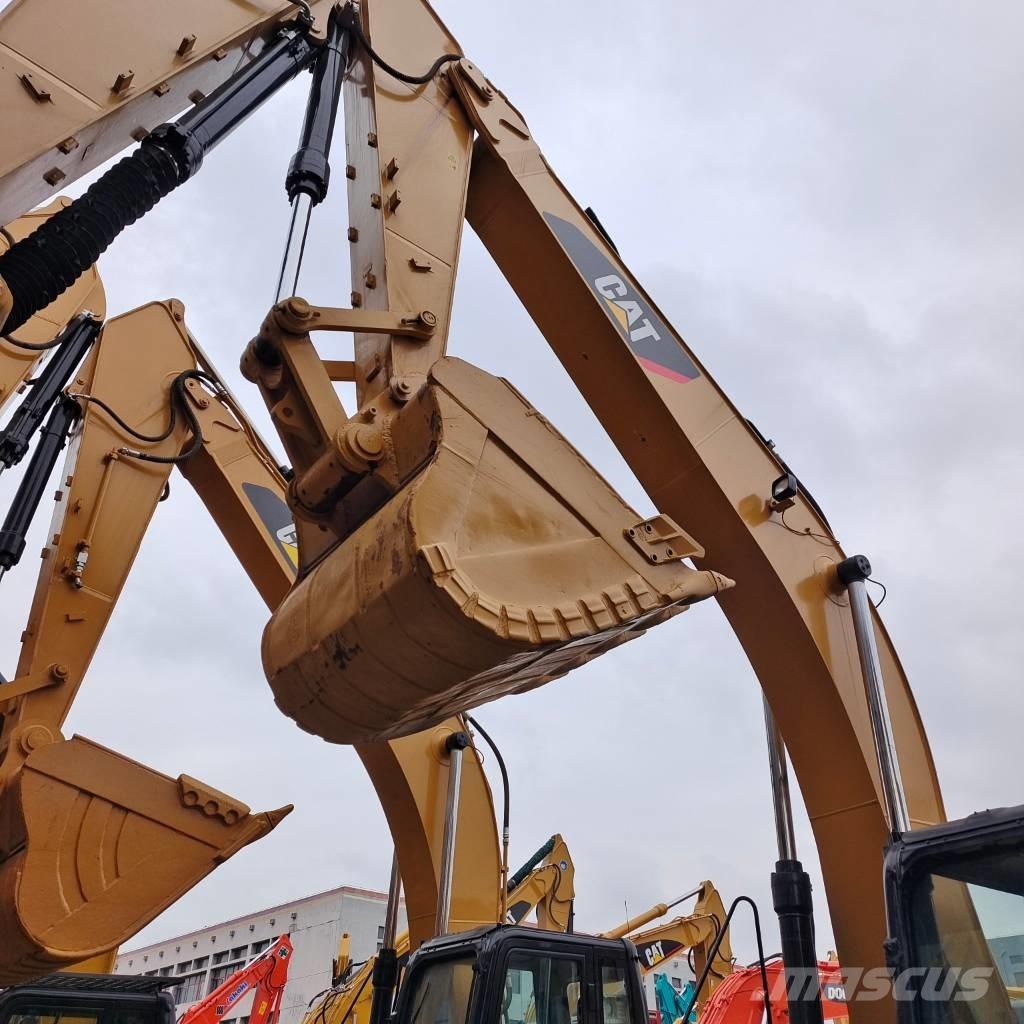 CAT 325 D Bandgrävare