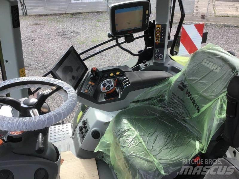 CLAAS AXION 810 Traktorer