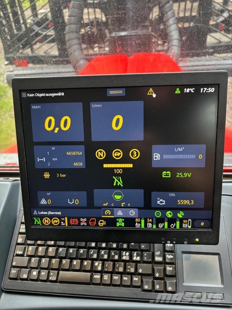 Komatsu 875 Skotare