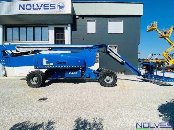 Genie Z135/70 Bomliftar