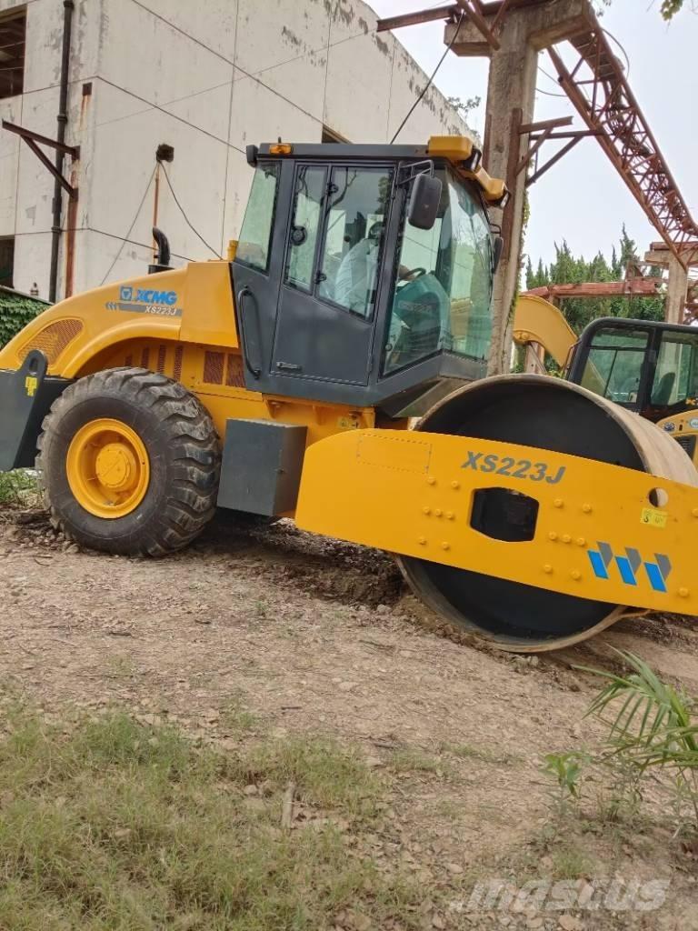 XCMG XS 223 J Envalsvältar