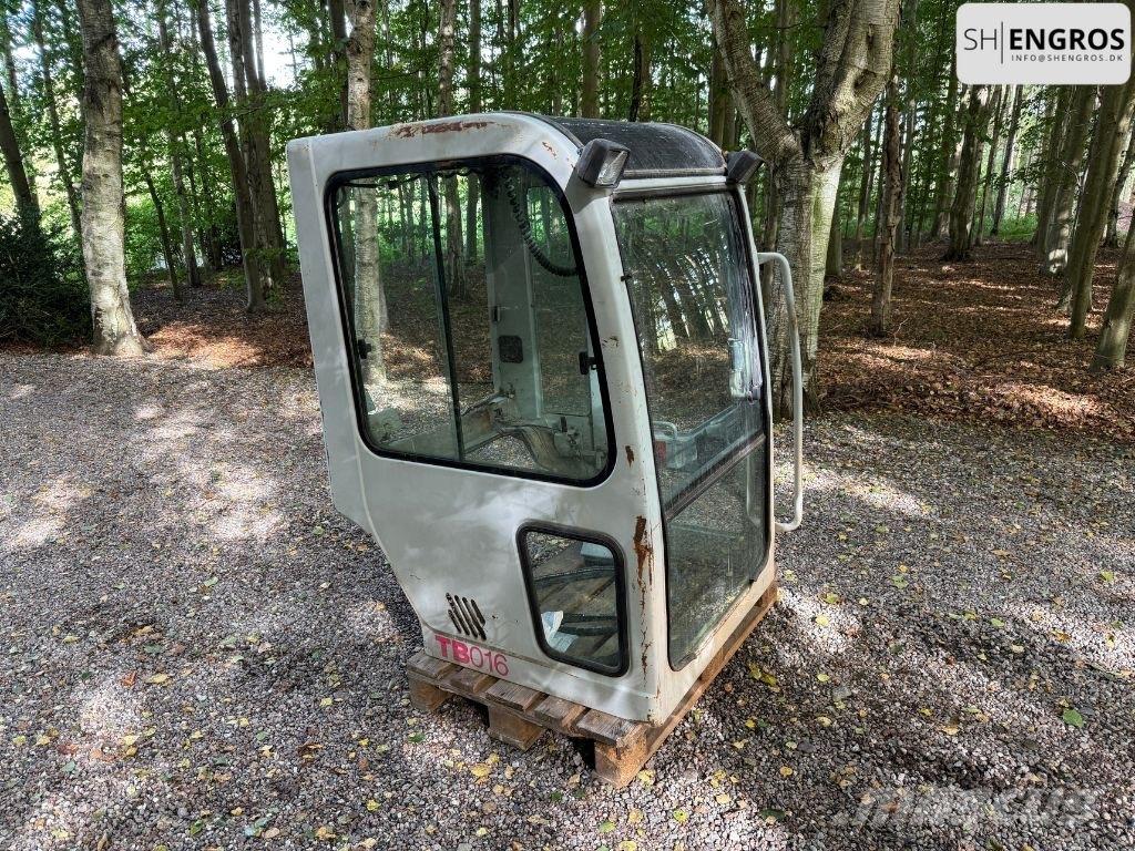 Takeuchi TB 016 Minigrävare < 7t