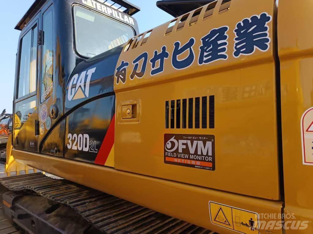 CAT CAT320DL Midigrävmaskiner 7t - 12t