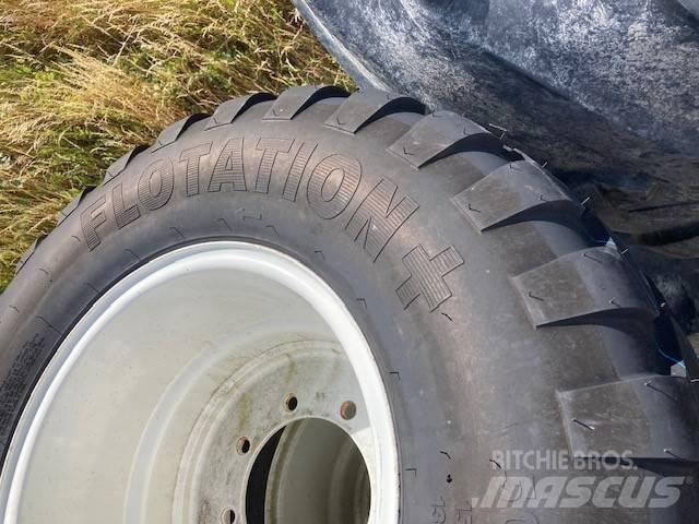Vredestein 500/55R20 Däck, hjul och fälgar