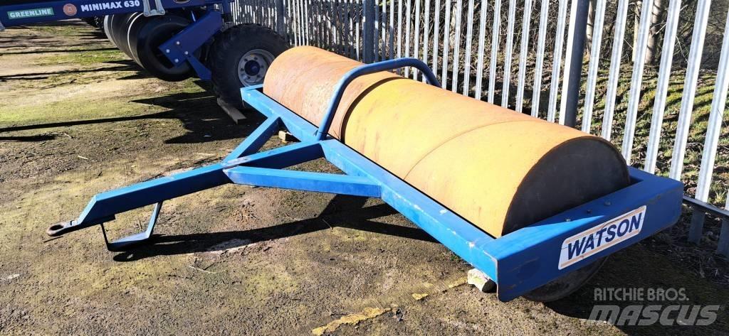 Watson 10 FT ROLLER Vältar