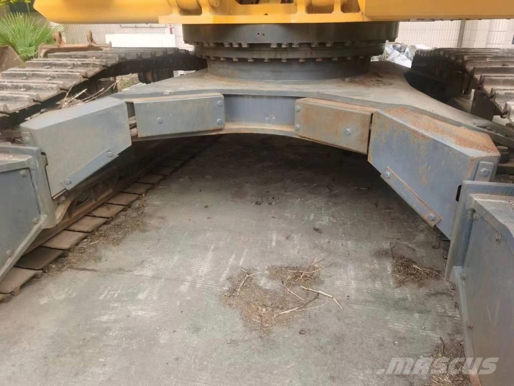 Komatsu PC 400-8 Bandgrävare