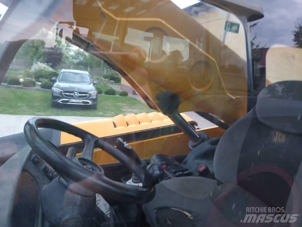 JCB 536 70 536 70 Teleskopiska hjullastare