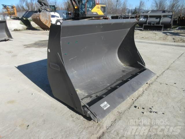 Volvo L20 Skopor
