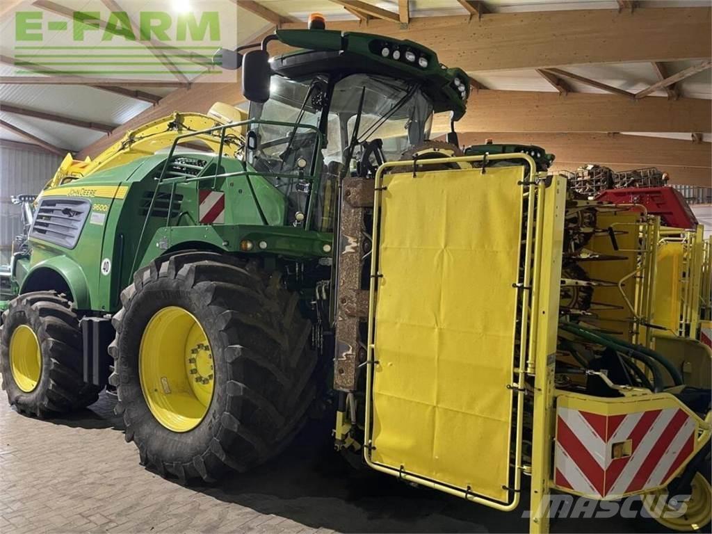 John Deere 9600 Självgående fälthackar