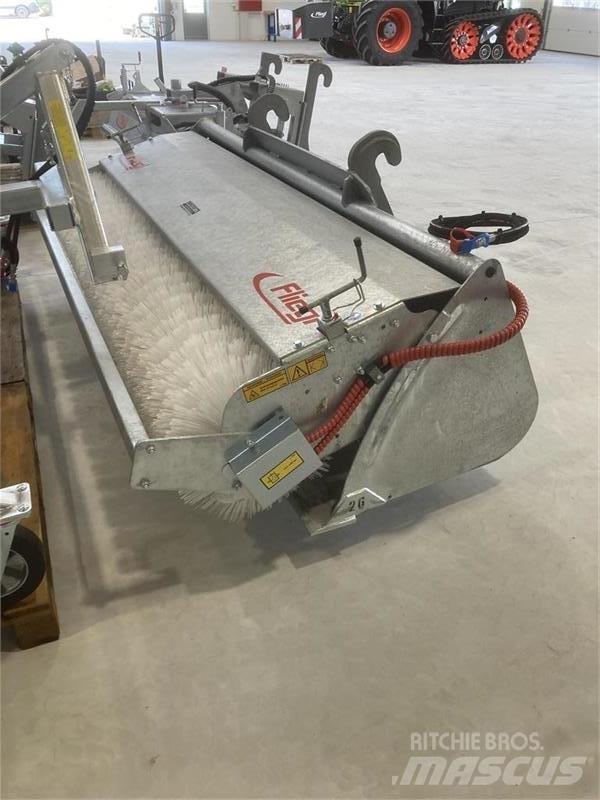 Fliegl Power Pro 260 Sopmaskiner
