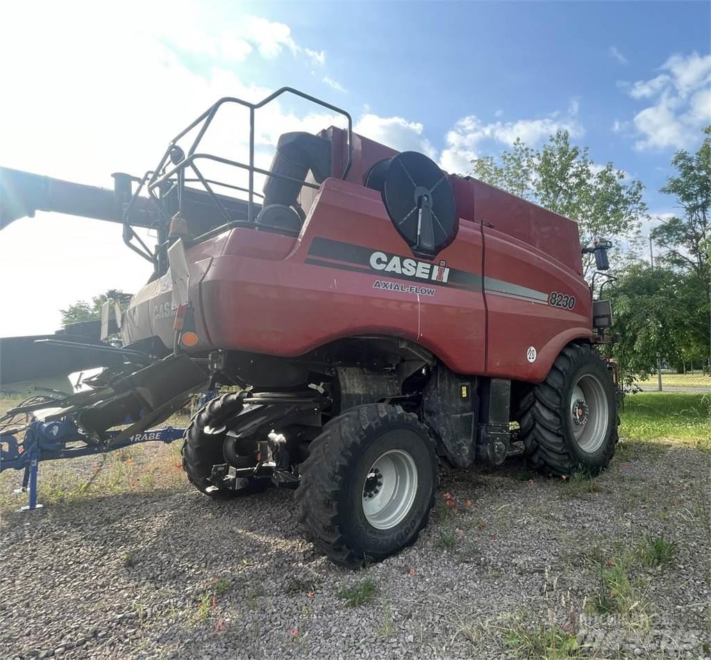 Case IH 8230 AF Skördetröskor