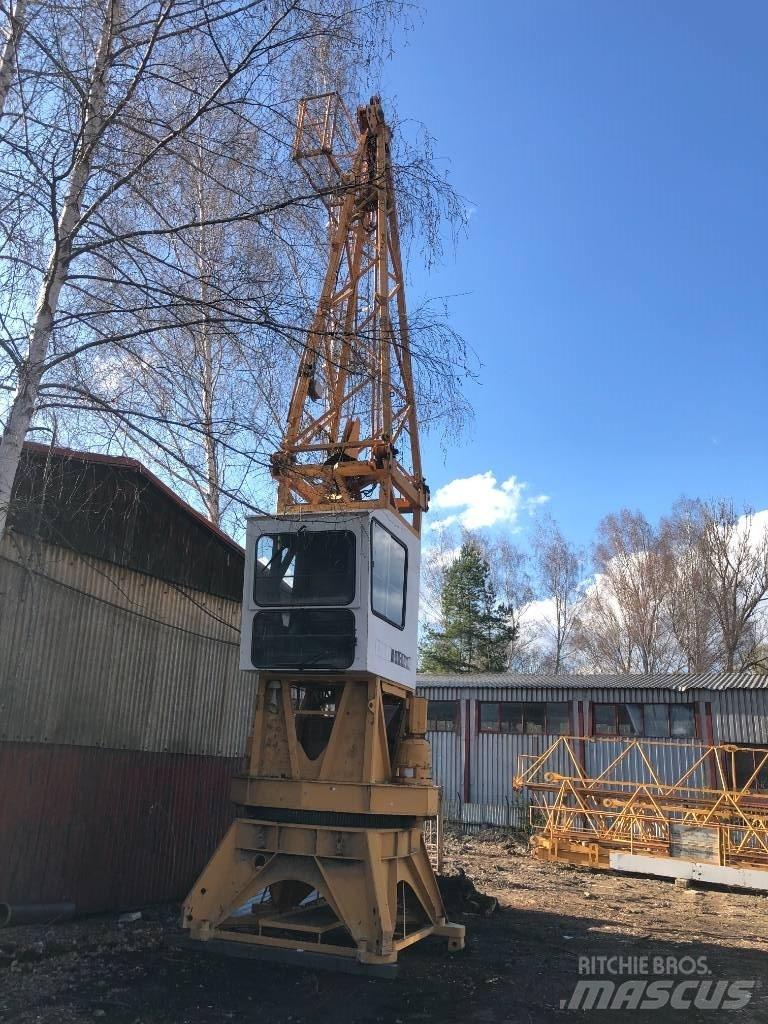 Liebherr 112EC-H Byggkranar