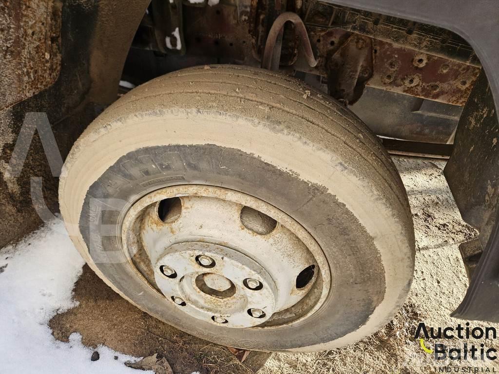 Mercedes-Benz 814 Tankbilar