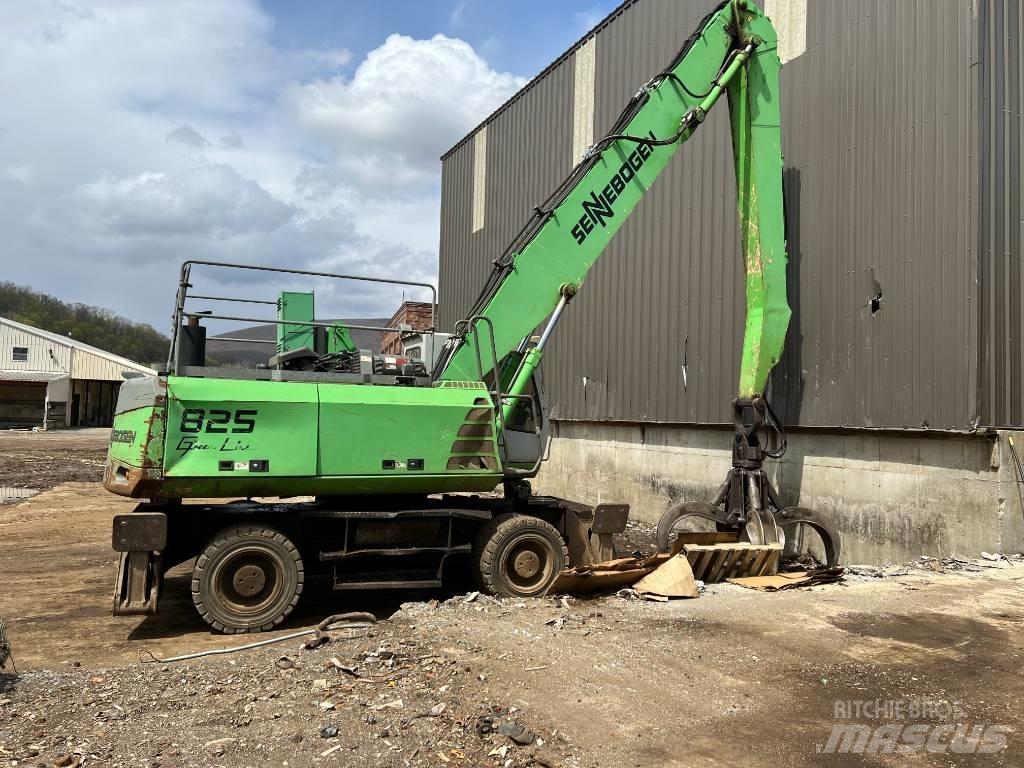 Sennebogen 825 Avfalls / industri hantering