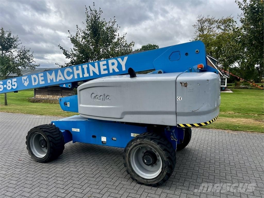 Genie S 85 Teleskop bomliftar