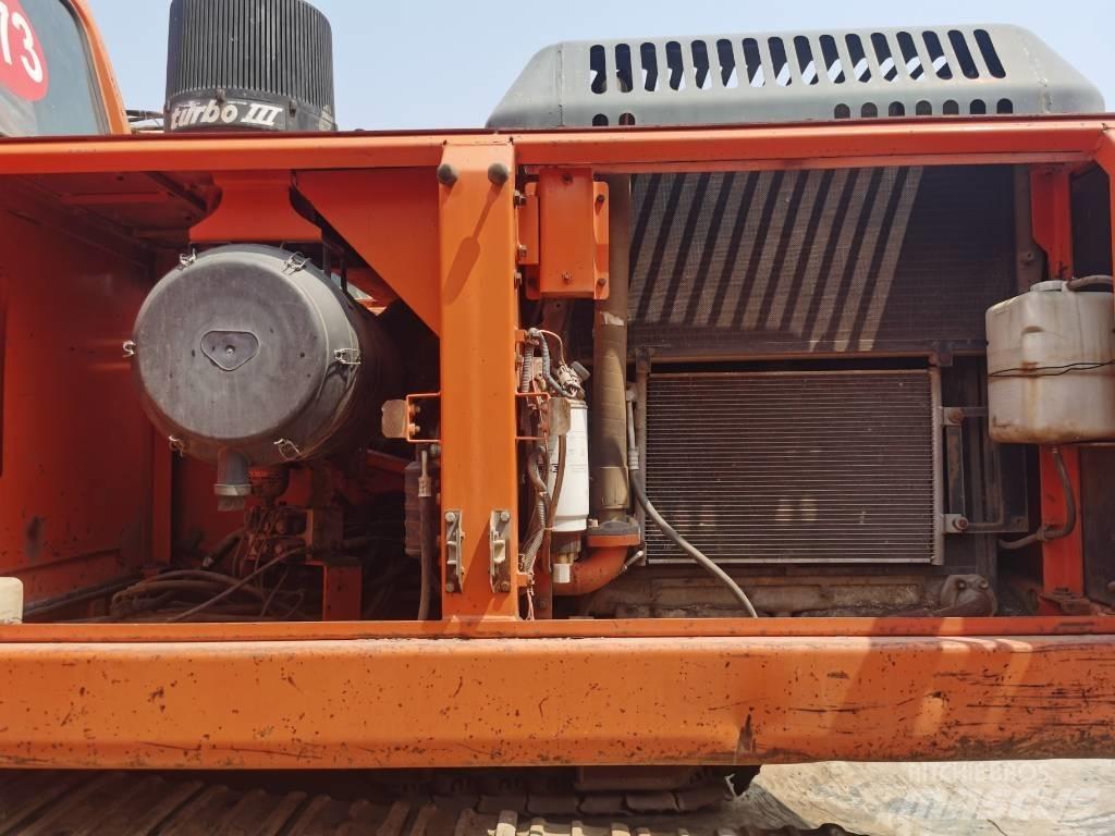 Doosan DX 300 LC Bandgrävare
