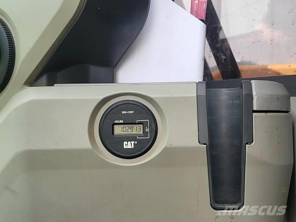 CAT 330FL Bandgrävare