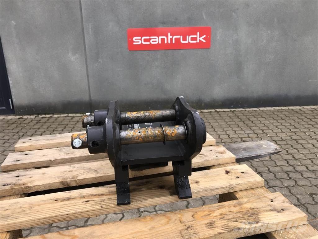 JST Hurtigskift Redskapsfäste/ adaptrar