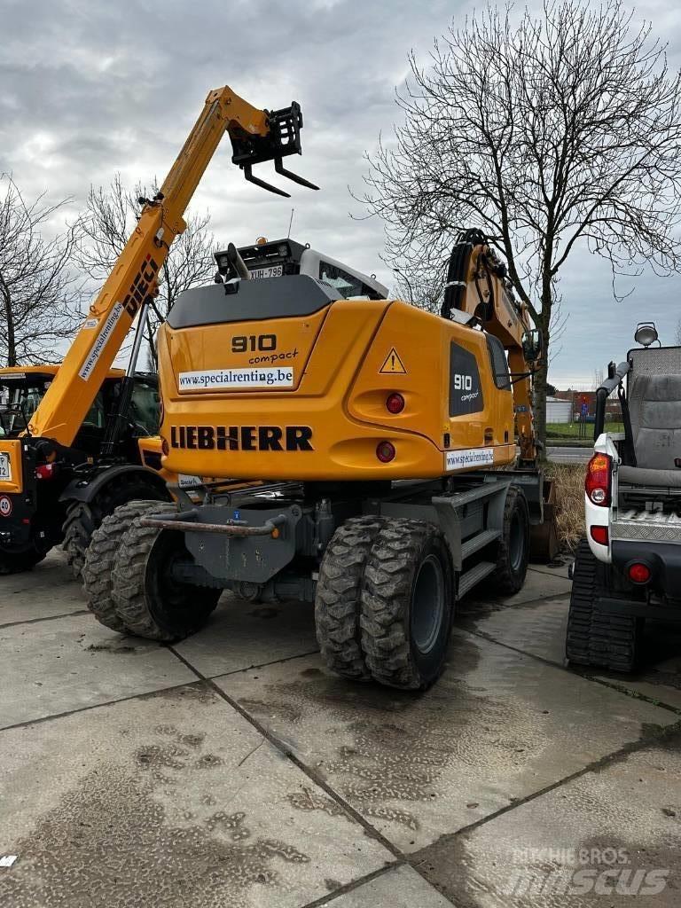 Liebherr 910 Compact Hjulgrävare