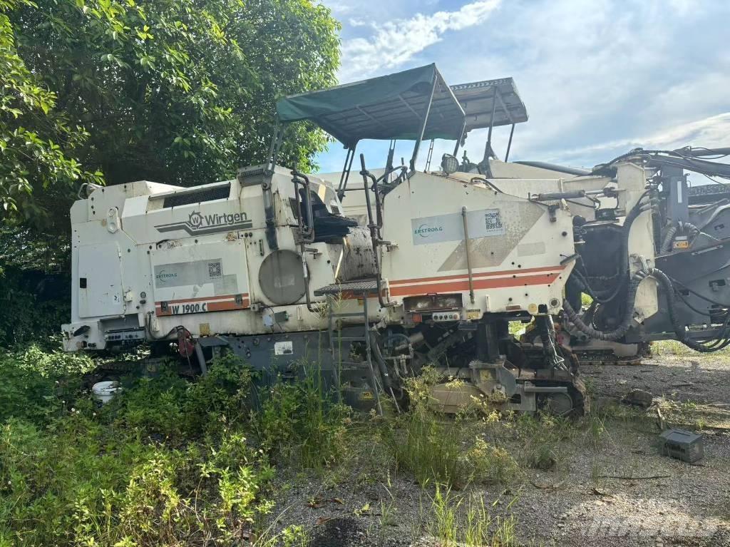 Wirtgen W1900 Asfaltskallfräsmaskiner