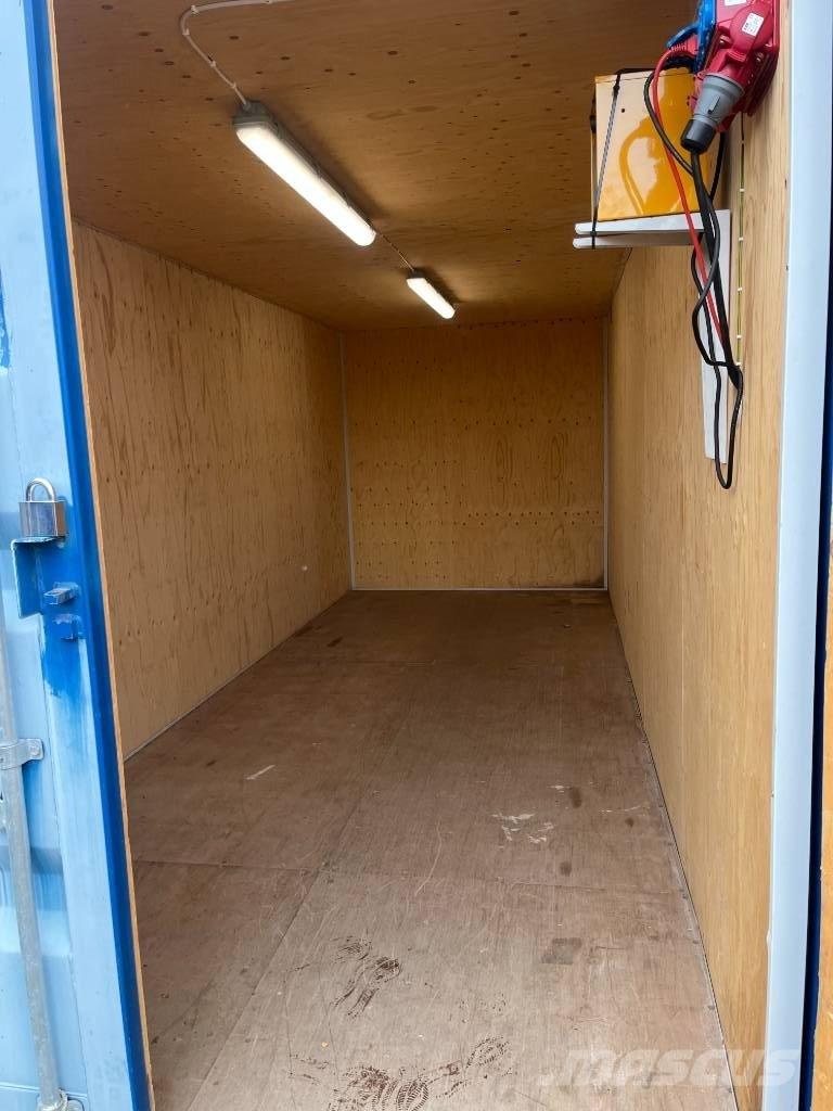  Container 20 Fot Lagerutrustning - övrigt