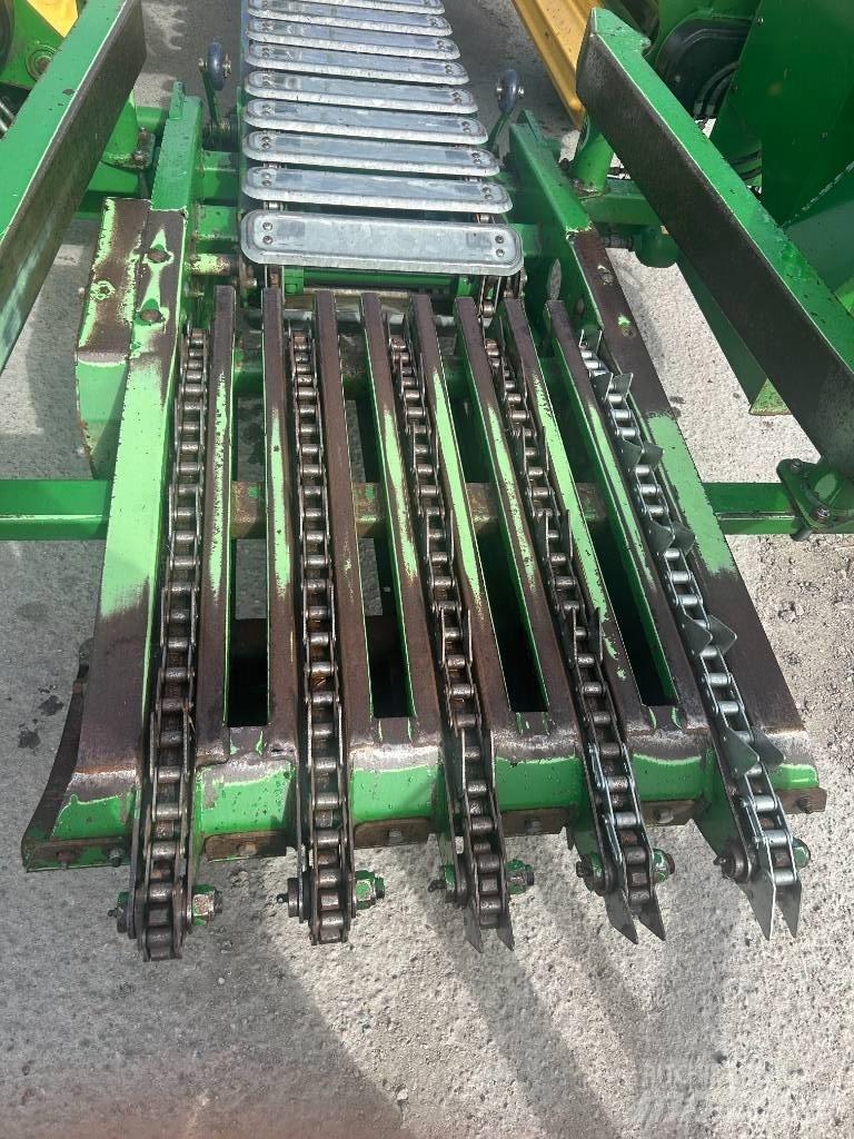 McHale 998 Inplastare