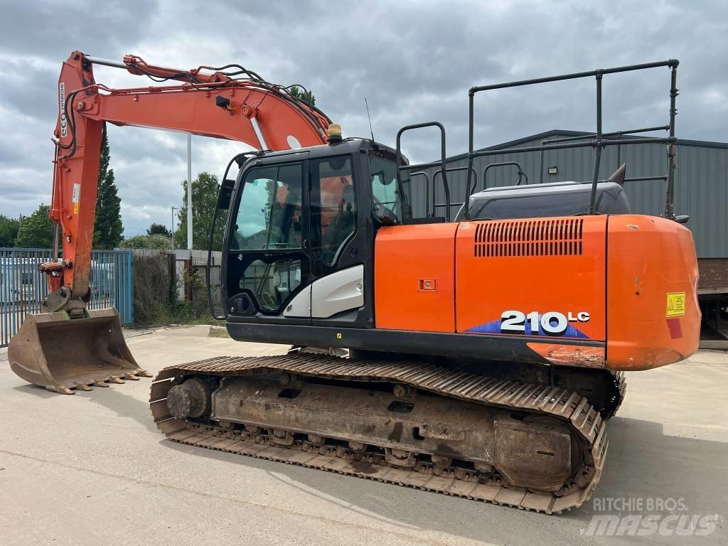 Hitachi ZX 210 LC-6 Bandgrävare