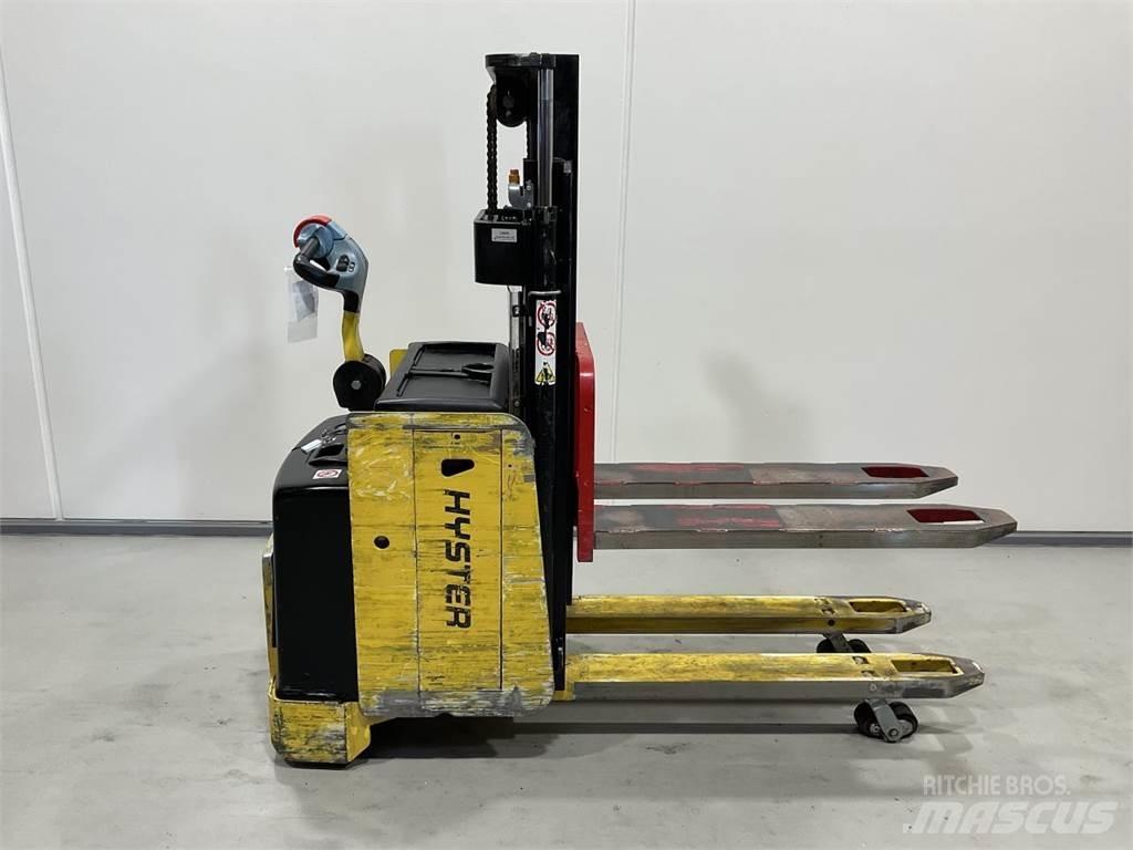 Hyster P2.0SD-17 Staplare