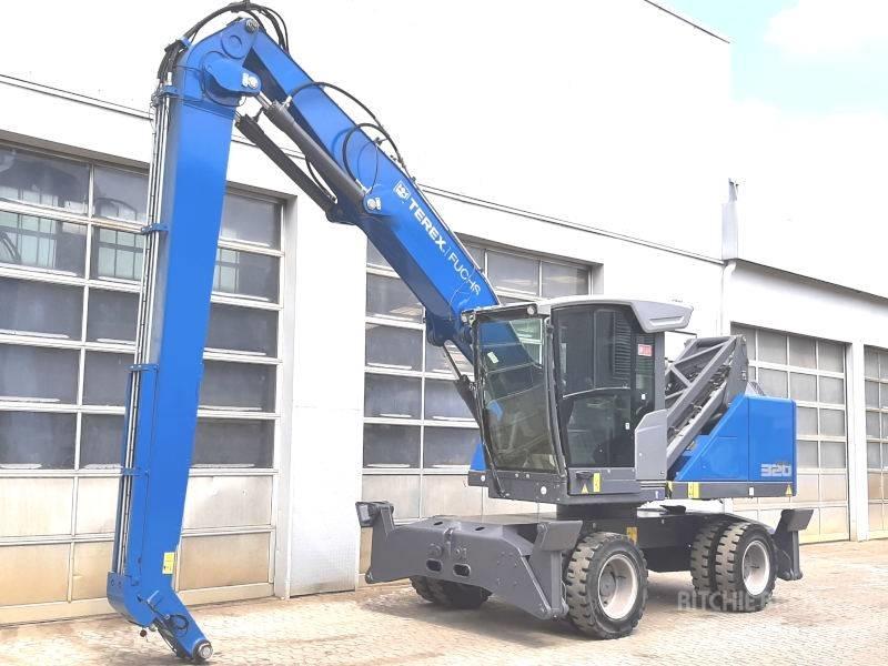 Fuchs MHL 320 F Avfalls / industri hantering