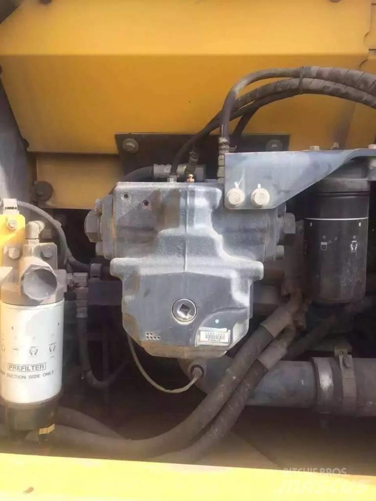 Komatsu pc200-7 Bandgrävare