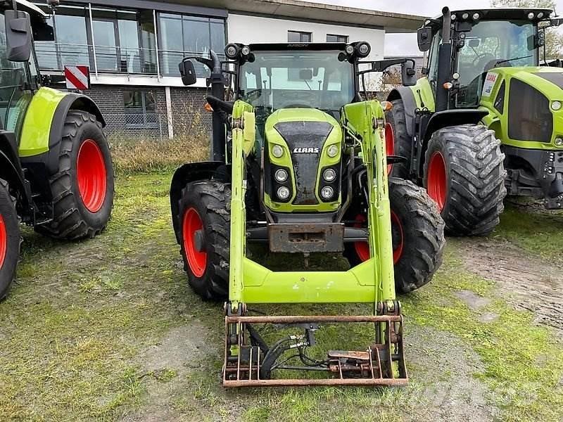 CLAAS Arion 420 Traktorer