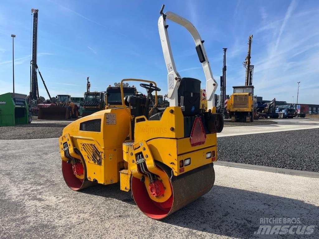 Bomag BW 100 AD-4 Tvåvalsvältar