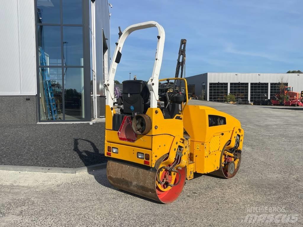 Bomag BW 100 AD-4 Tvåvalsvältar