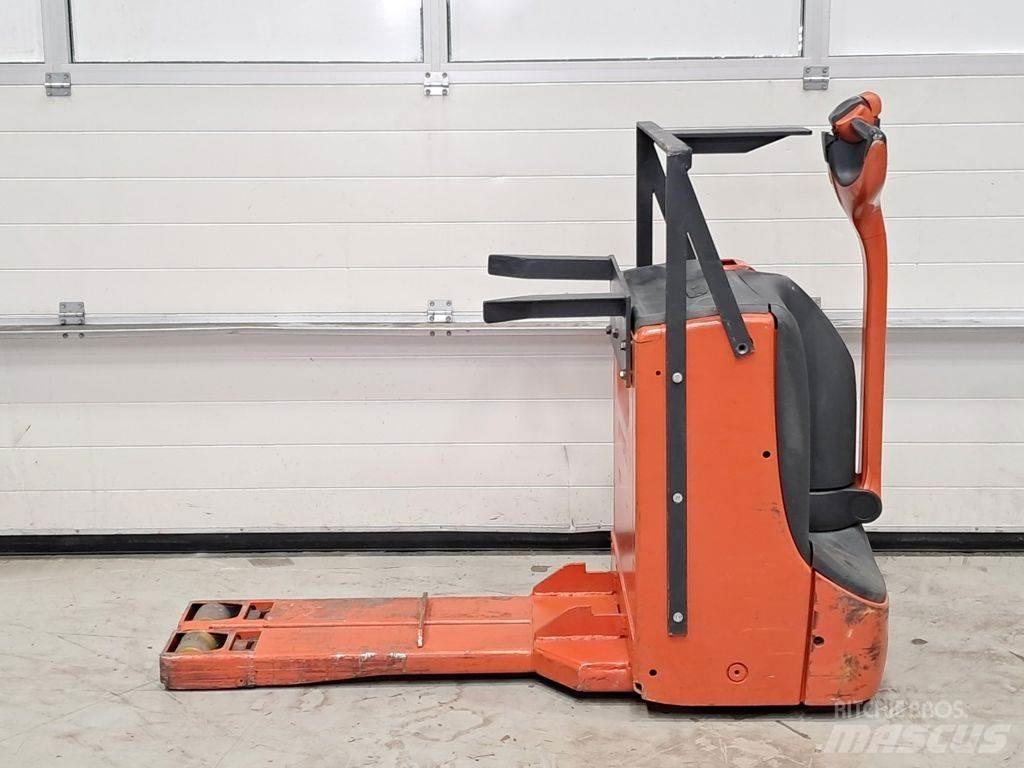 Linde T16 Låglyftare utan plattform