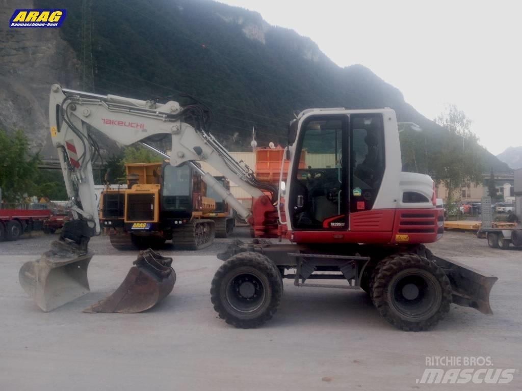 Takeuchi TB 295 W Hjulgrävare