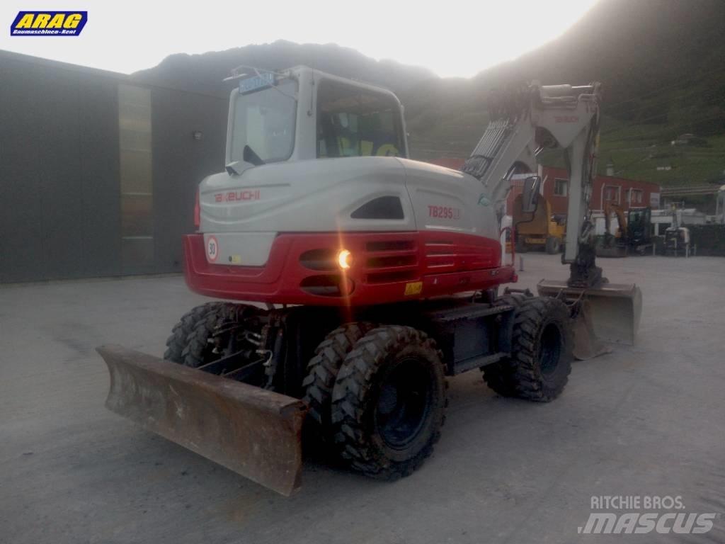 Takeuchi TB 295 W Hjulgrävare