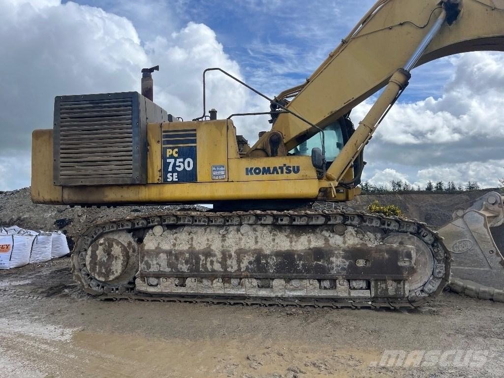 Komatsu PC750SE-7 Bandgrävare