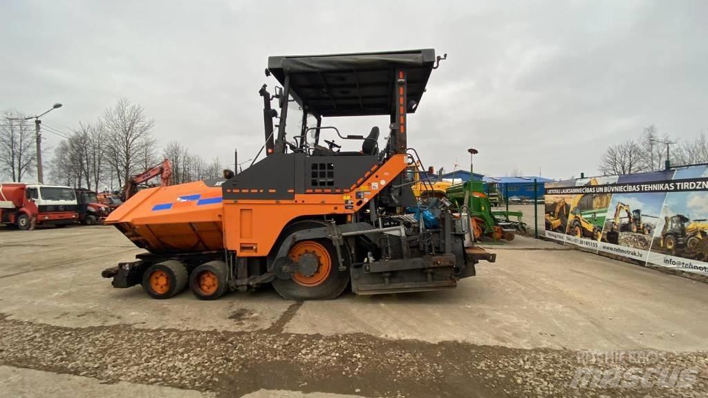 ABG 6870 Asfaltsläggningsmaskiner