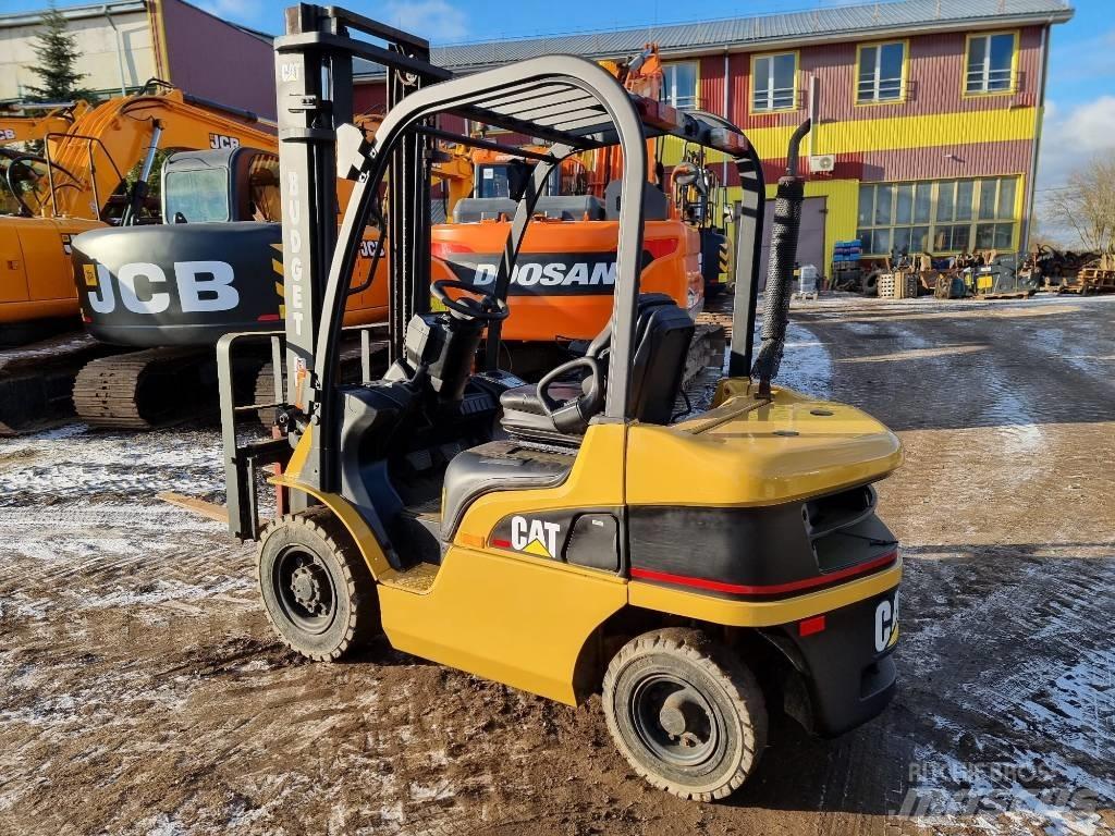 CAT DP 25 N Dieselmotviktstruckar