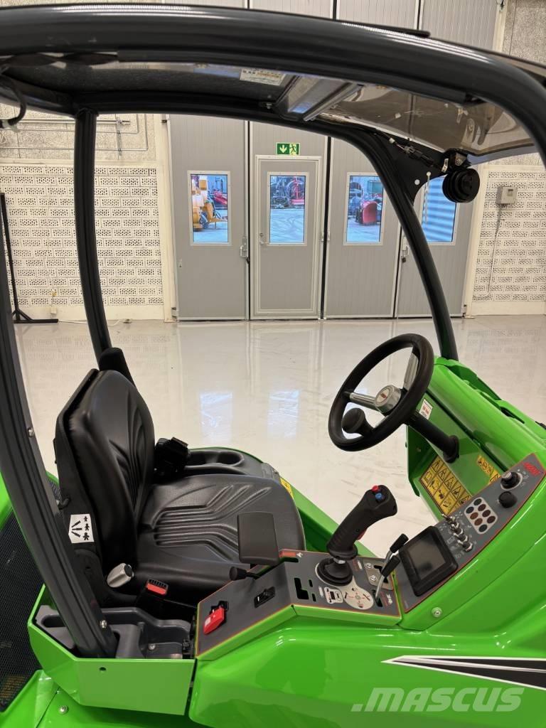 Avant 528 Kompaktlastare