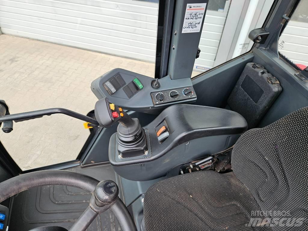 Schäffer 6680Z-II Hjullastare