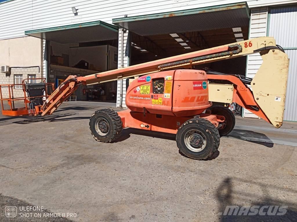 JLG 600 AJ Bomliftar