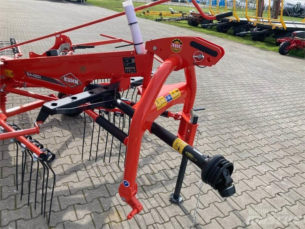 Kuhn GA 4201 Strängläggande skördare