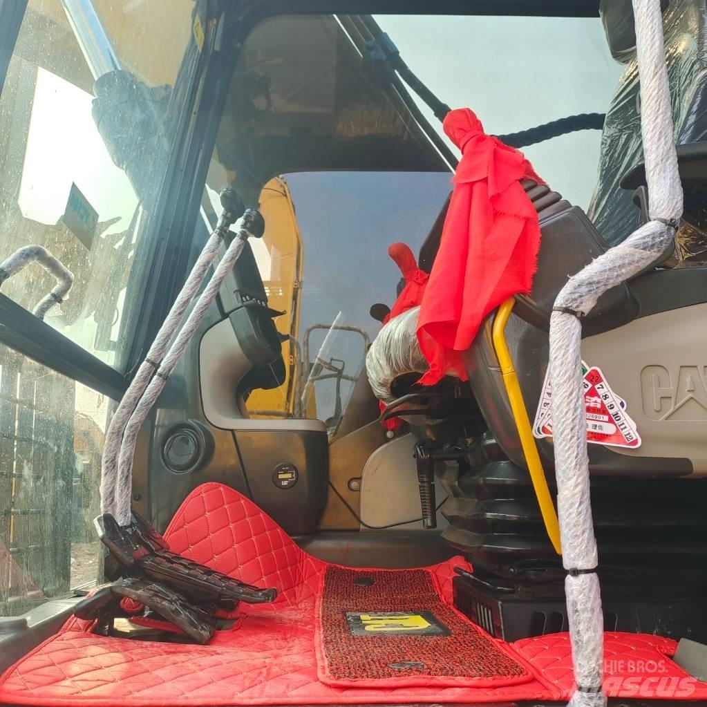 CAT 320D Bandgrävare