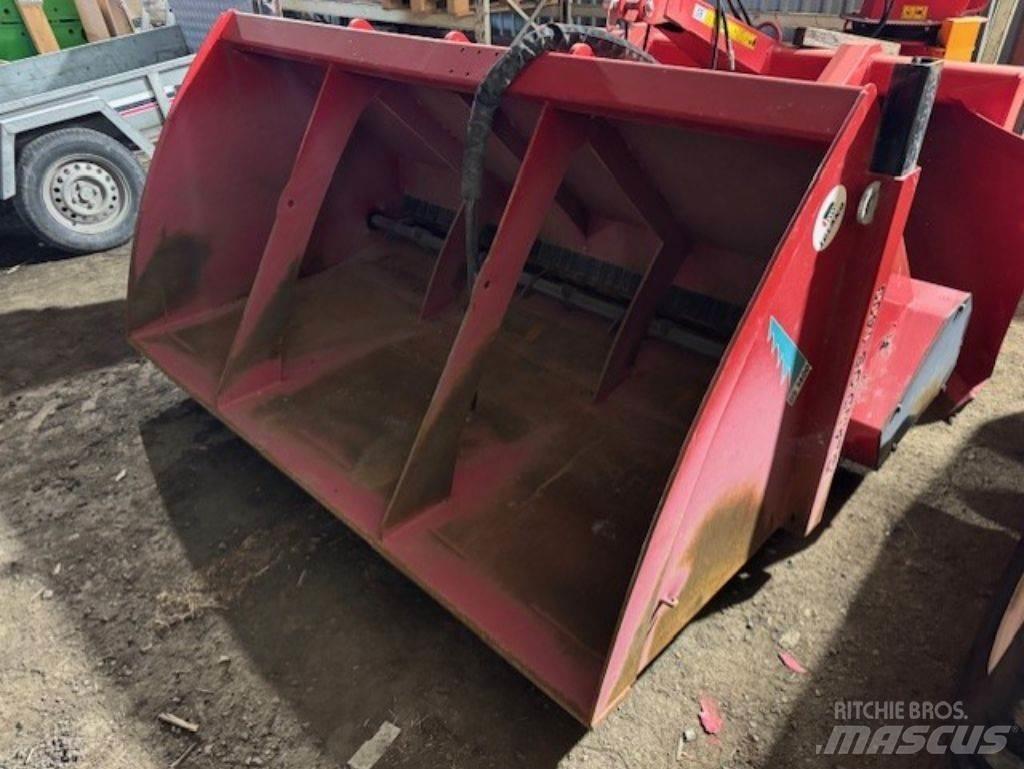 Igland DS 1400 Sand- och saltspridare