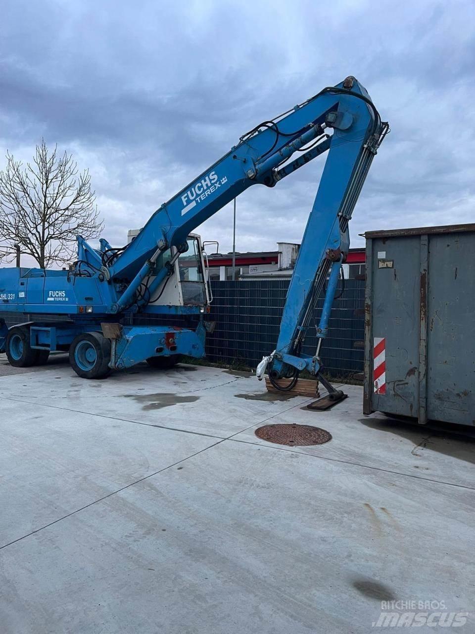 Fuchs MHL 331 Hjulgrävare