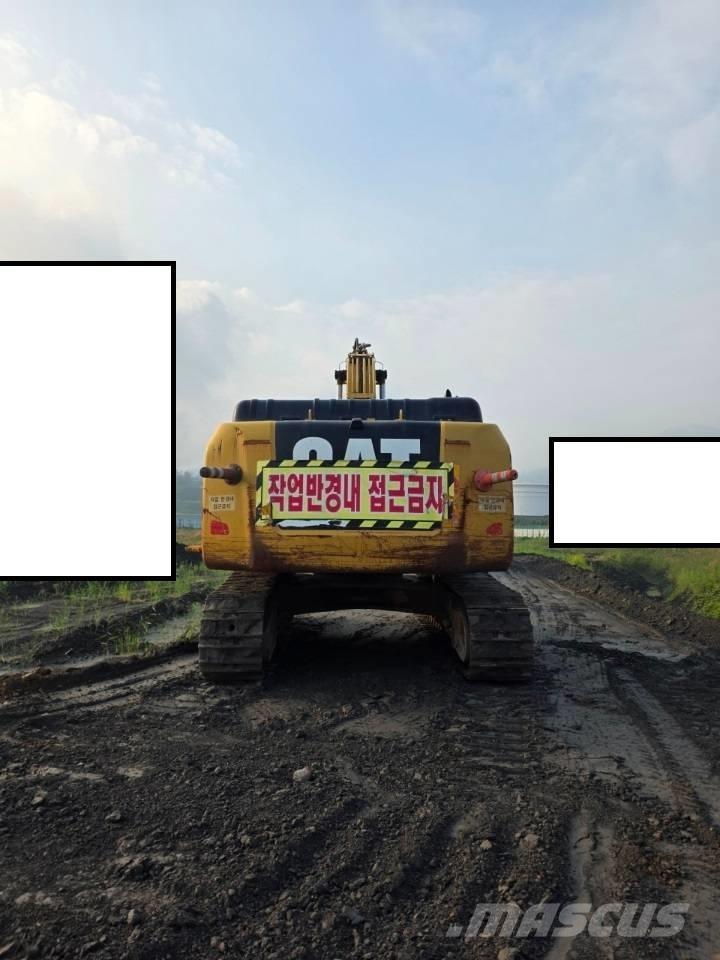 CAT 330FL Bandgrävare