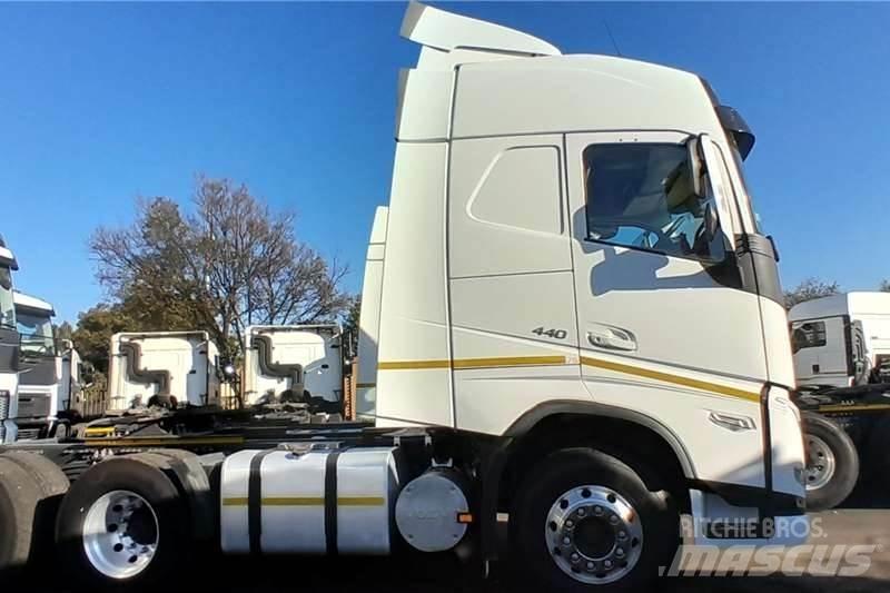Volvo FH 440 Övriga bilar