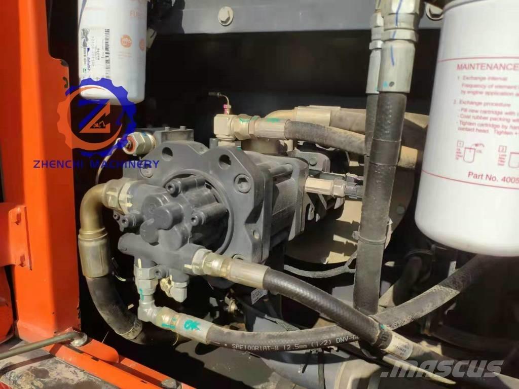 Doosan DX 150LC Bandgrävare