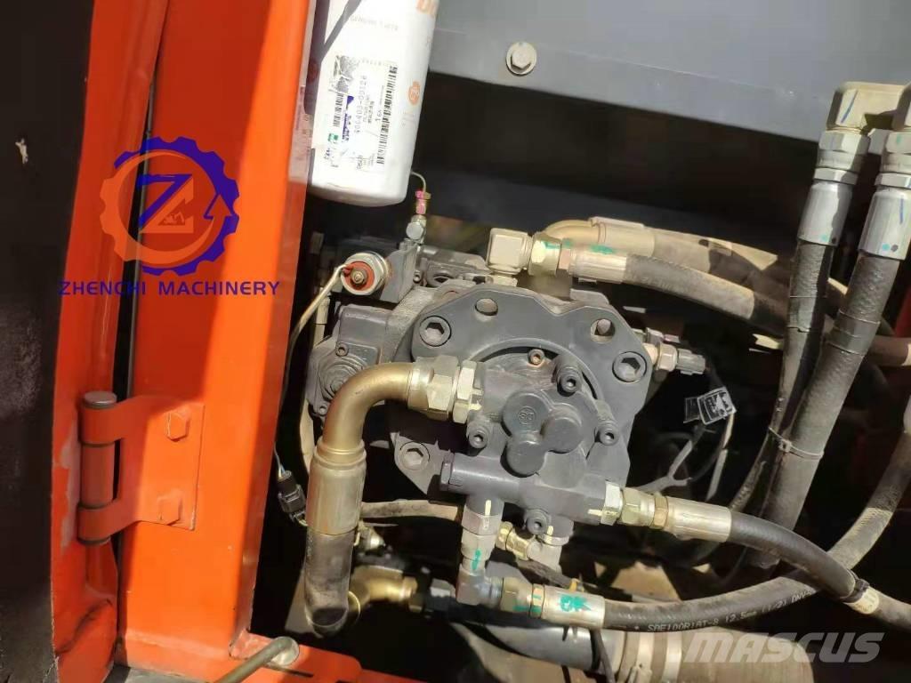 Doosan DX 150LC Bandgrävare
